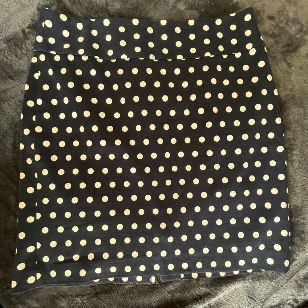 Banana Republic Pencil Skirt, size 8, blue & white